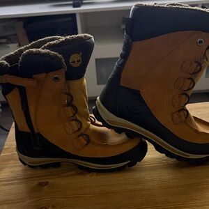 Timberland Kids' Black and Tan Boots